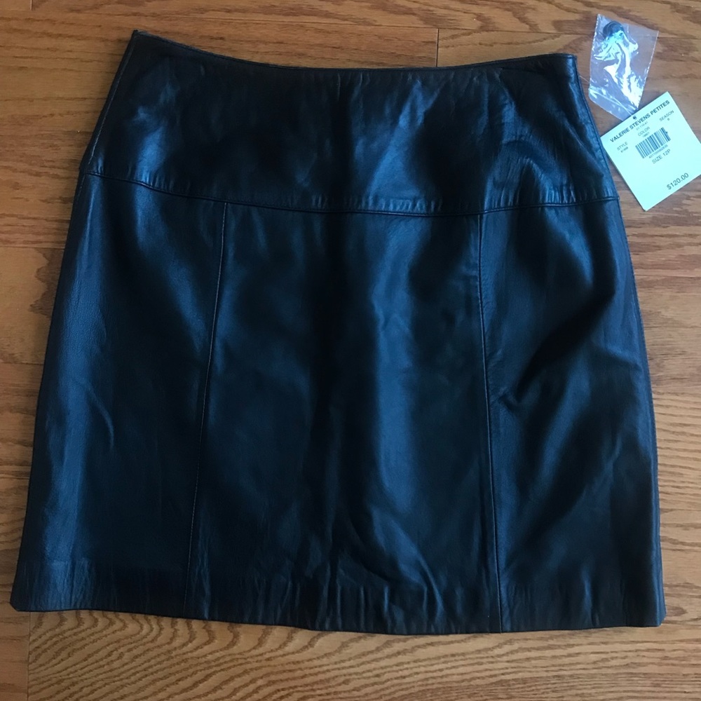 NWT Valerie Stevens Lambskin (leather) skirt